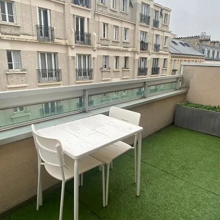 Familial 140 M2 13 Apartment *